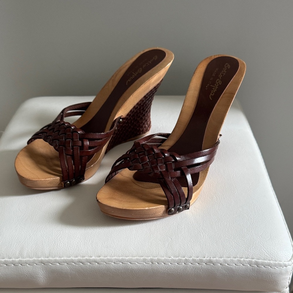 Chic Brown Leather Wedge Sandals, Made in Italy, size 8